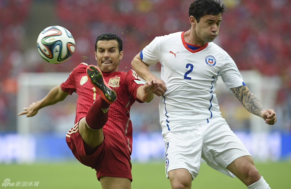 西班牙完胜智利，格纳布里三分雨点燃全场的简单介绍