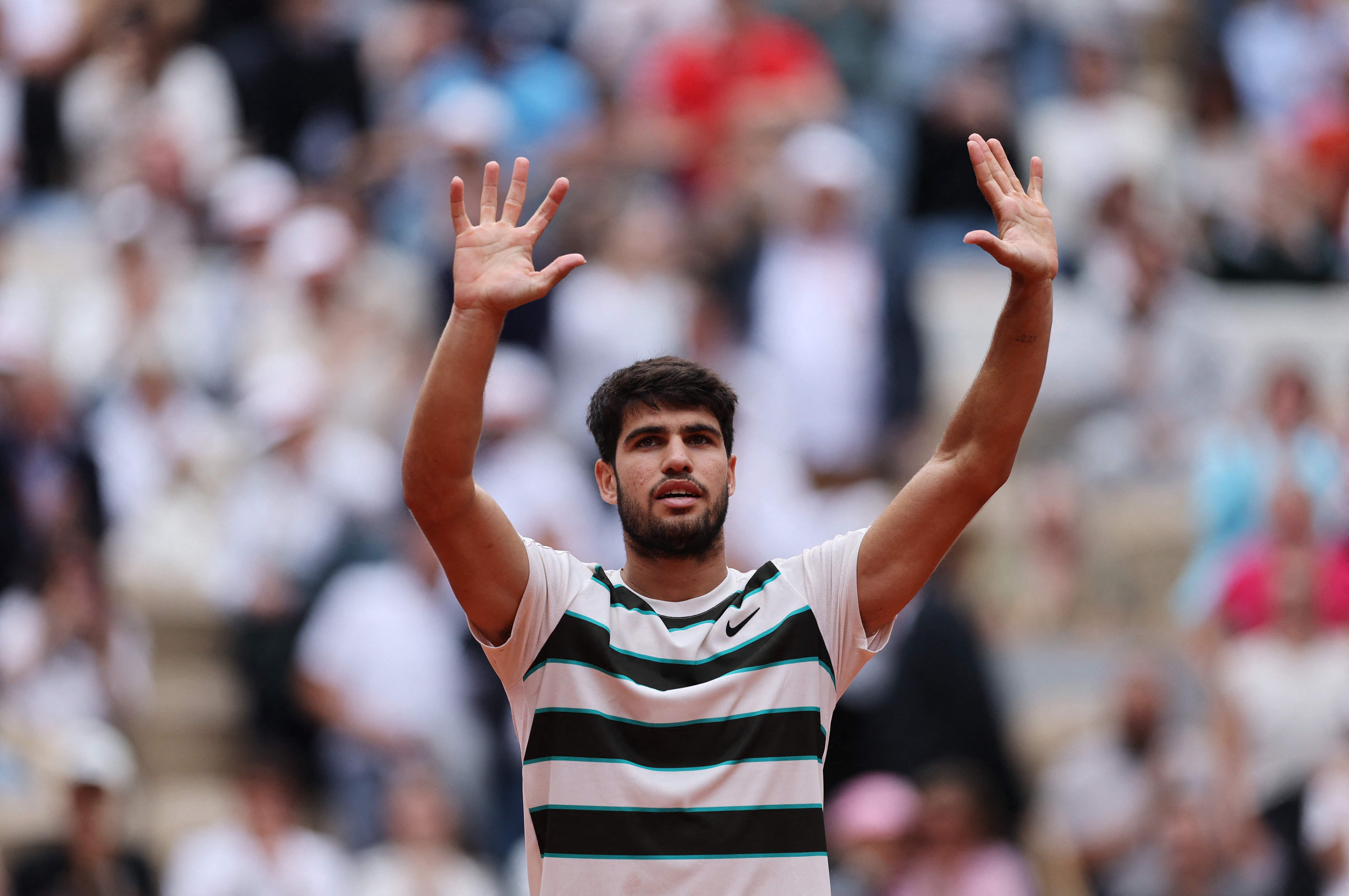 关于法国网球队绝杀英国网球队，阿尔卡拉斯惊艳世界的信息