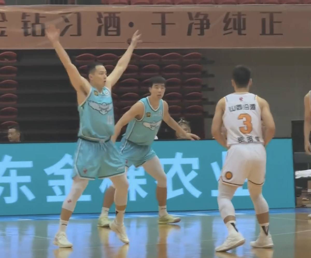 开云体育直播-河南男篮客场负于山西队，遭遇困境