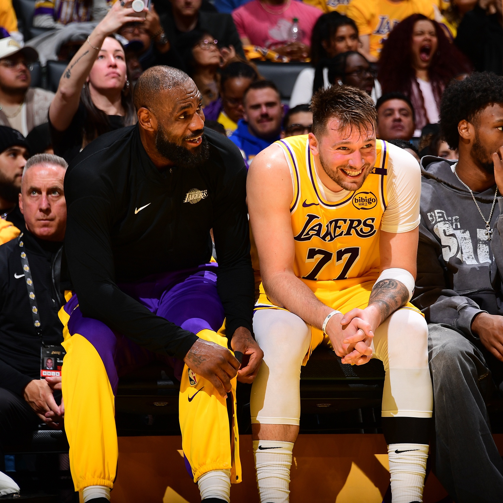 湖人队战罢落败,前锋组合难以挽回颓势的简单介绍 湖人队战罢落败,前锋组合难以挽回颓势的简单介绍