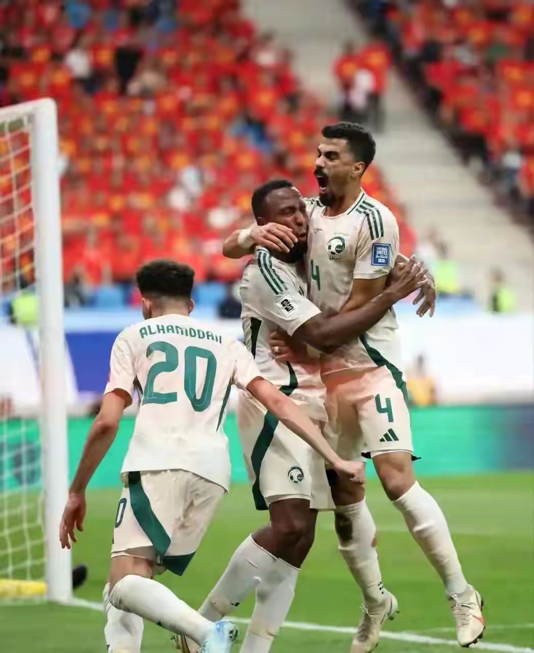 克里斯塔尔宫连续3轮不败，客场逆袭取得3分实力有增的简单介绍