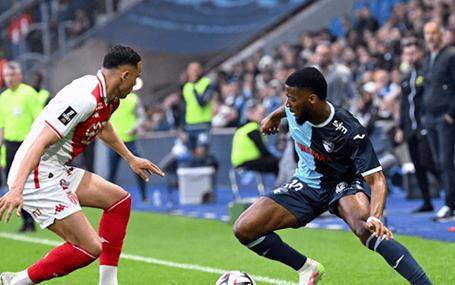 开云体育APP下载-包含华德福德客场平局，稳固中游位置的词条