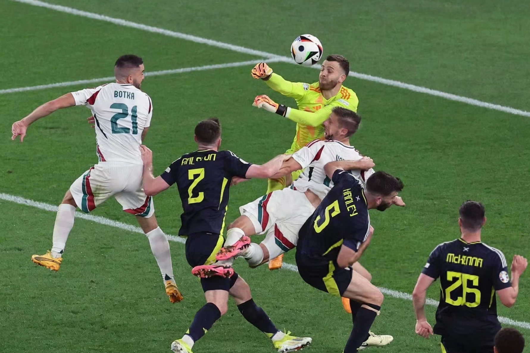 开云官网-威尔士队奋起反击，晋级决赛