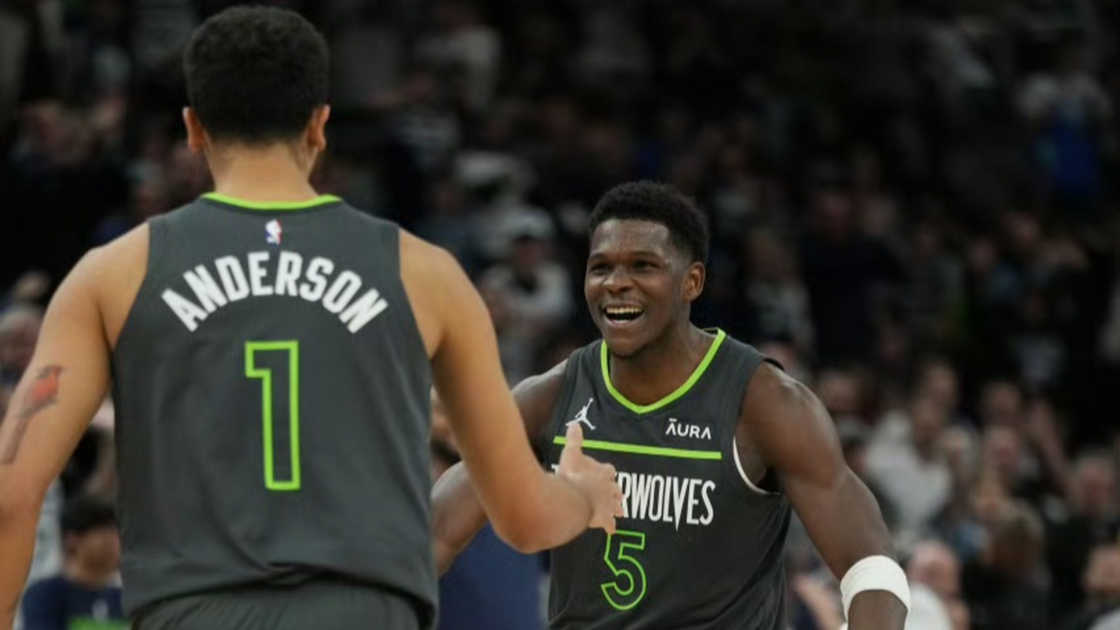 开云体育官网-鹈鹕力克马刺，戈贝尔刷新纪录