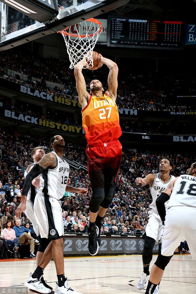 鹈鹕力克马刺，戈贝尔刷新纪录