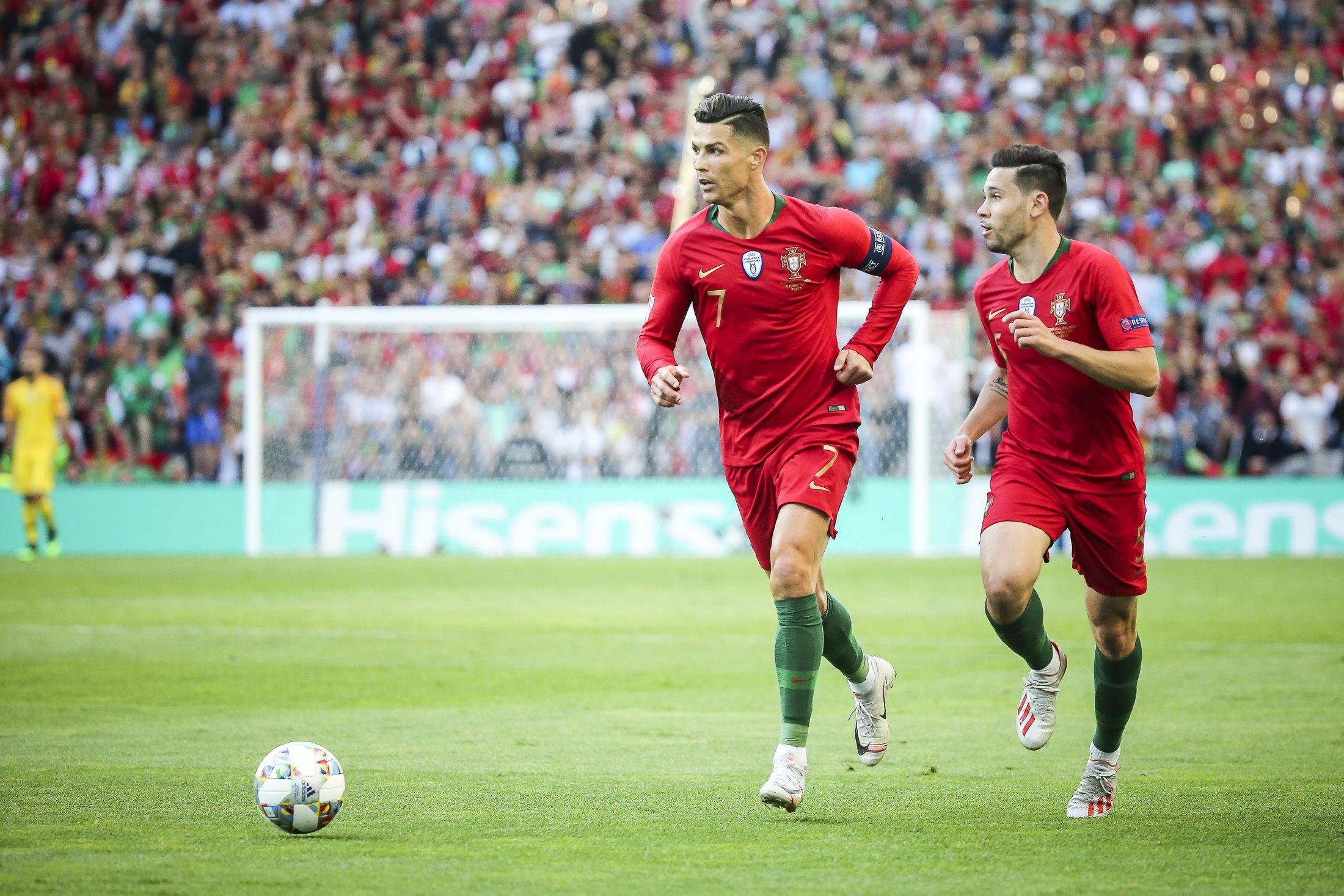 开云体育官方网站-包含英格兰队险胜葡萄牙队，奥恰洛夫状态火热的词条