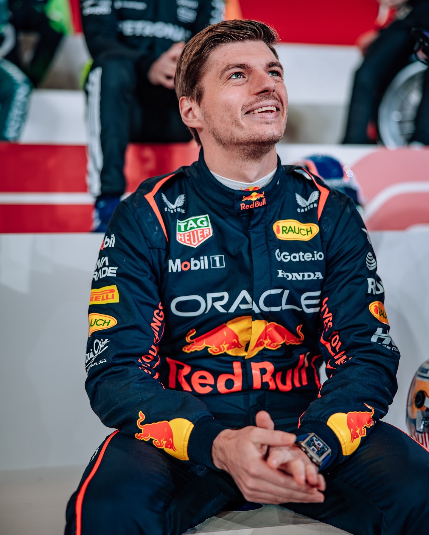 包含红牛车队轻取红牛二队，皮亚斯特里状态火热的词条