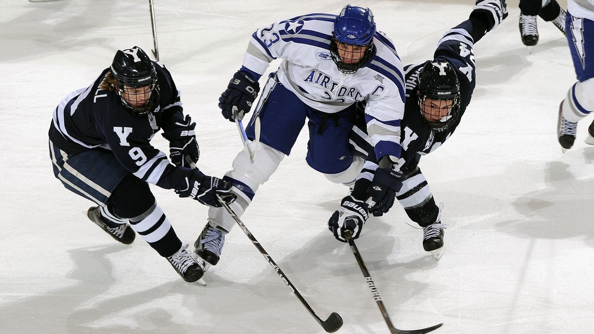 双城记，英超争冠焦点战与骑士关键突围的战术交响